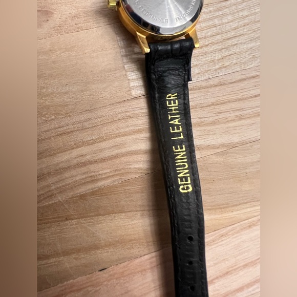 Kodak Olympics Ladies Watch Vintage Genuine Black Leather Yellow Gold Tone Case - Picture 8 of 11